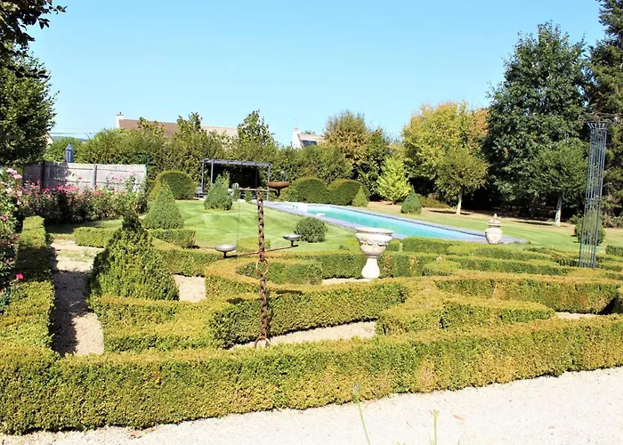 Maison Mitoyenne Charme Xixe Avec Jardin En Dordogne - Fr-1-616-195 Pazayac